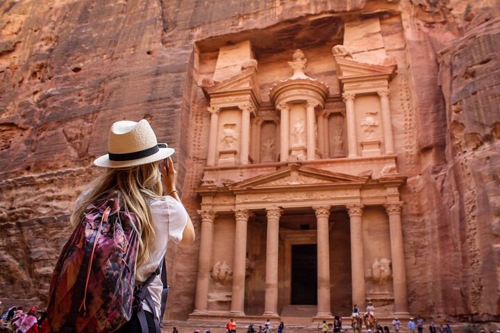 Petra, Jordan: A Journey Through the Rose-Red City